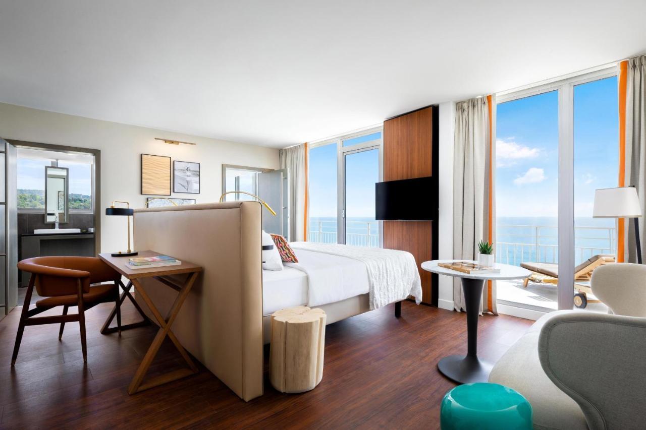 Junior Suite panoramic Sea view King bed